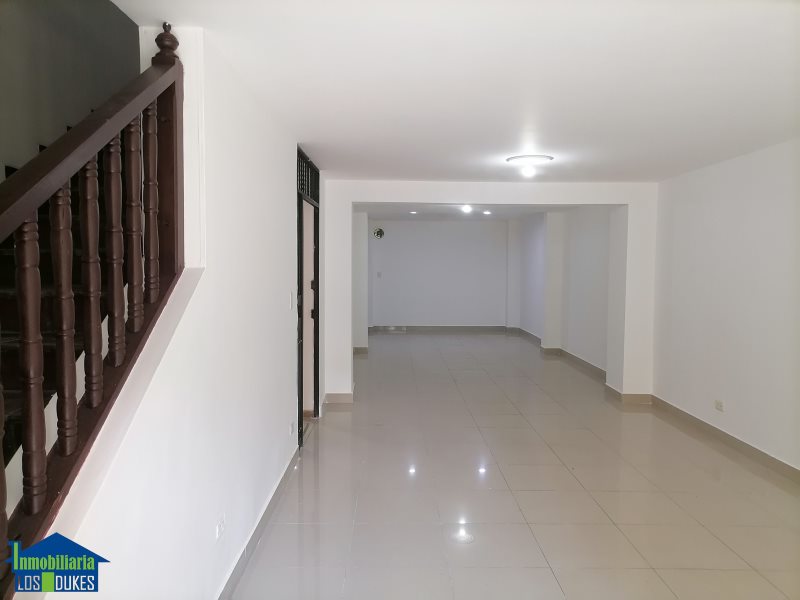 Casa en Ambos en Laureles